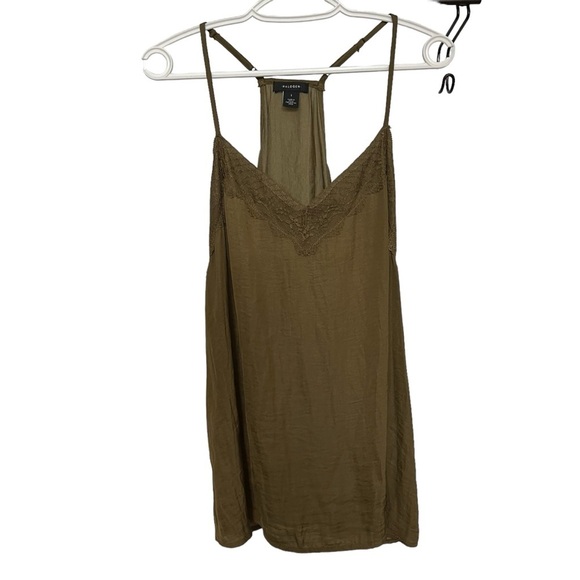 Halogen Women's Racerback Lace Trim Cami Tank Top Y2K 90’s Olive Green Large - Picture 2 of 6